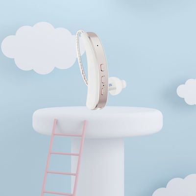 Perangkat pendengaran yang nyaman dan mengurangi kebisingan tipe BTE dengan daya tahan baterai 25 jam